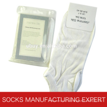 Befeuchtende Seidensocken der Frauen (UBM-020)